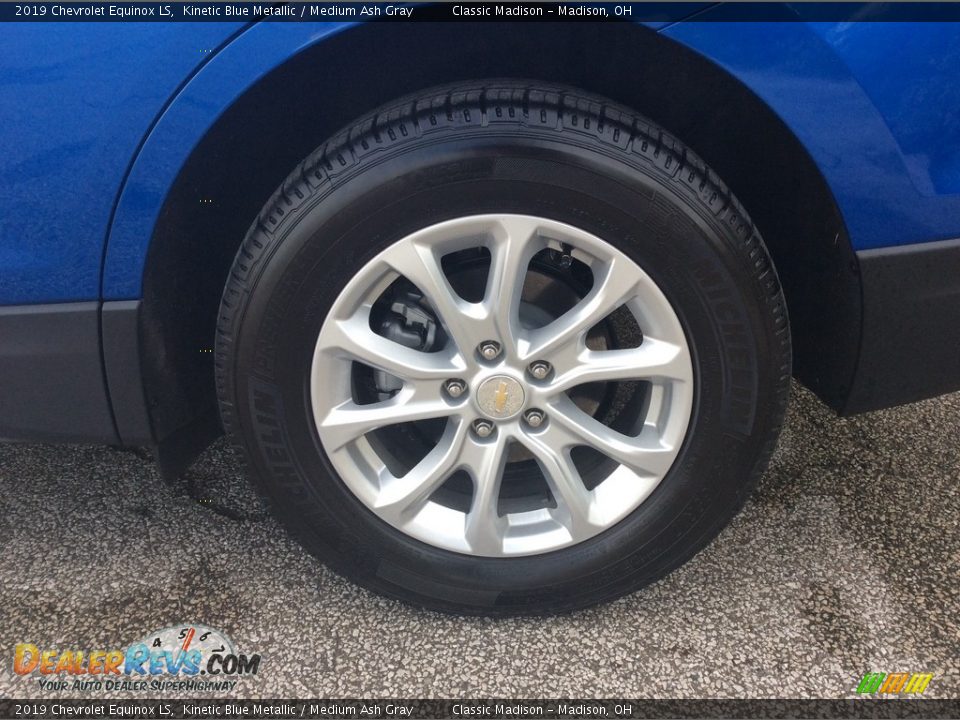 2019 Chevrolet Equinox LS Kinetic Blue Metallic / Medium Ash Gray Photo #11