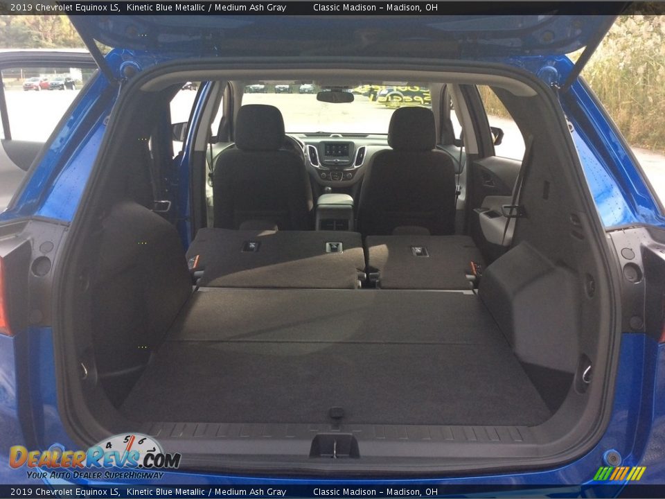 2019 Chevrolet Equinox LS Kinetic Blue Metallic / Medium Ash Gray Photo #32