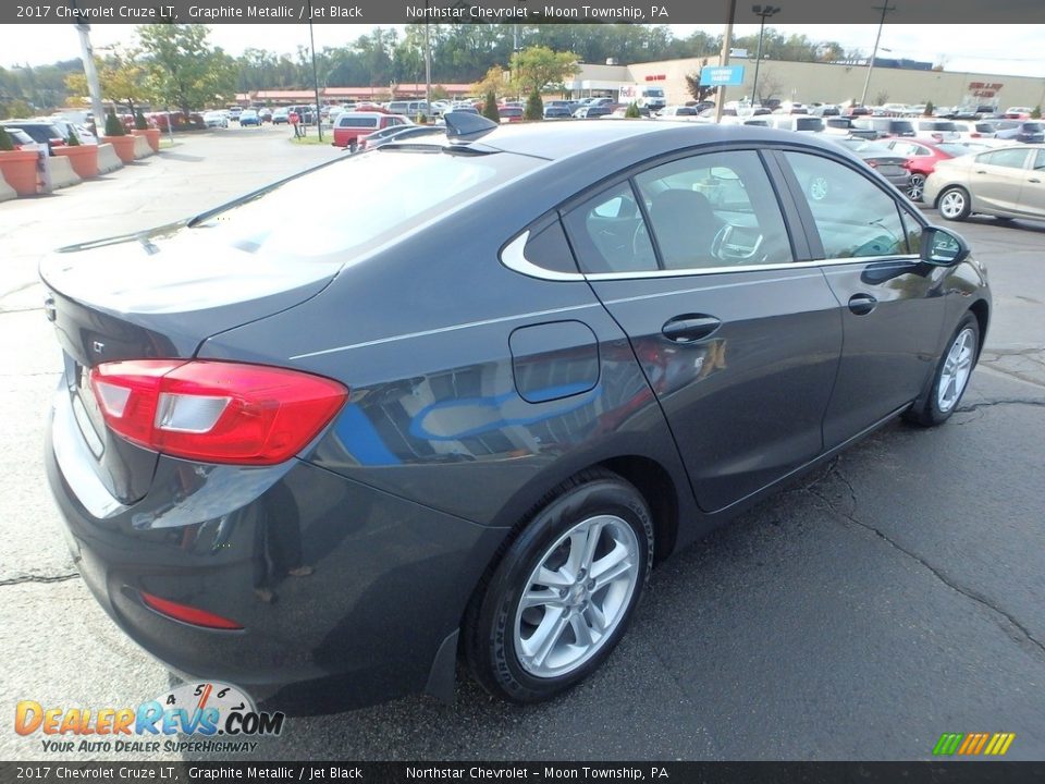 2017 Chevrolet Cruze LT Graphite Metallic / Jet Black Photo #9