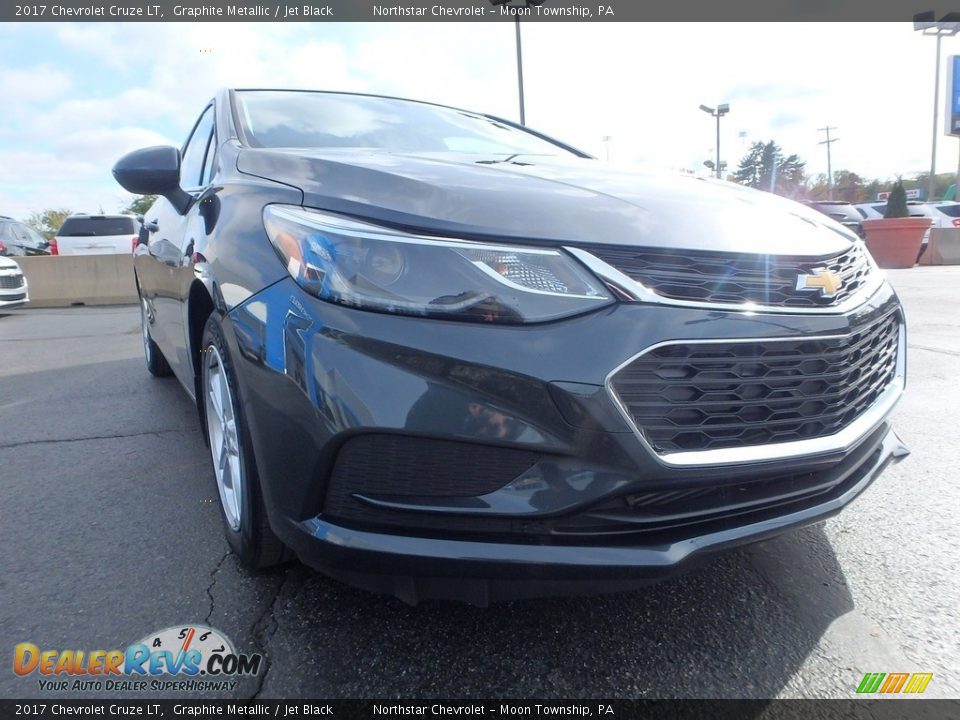 2017 Chevrolet Cruze LT Graphite Metallic / Jet Black Photo #12