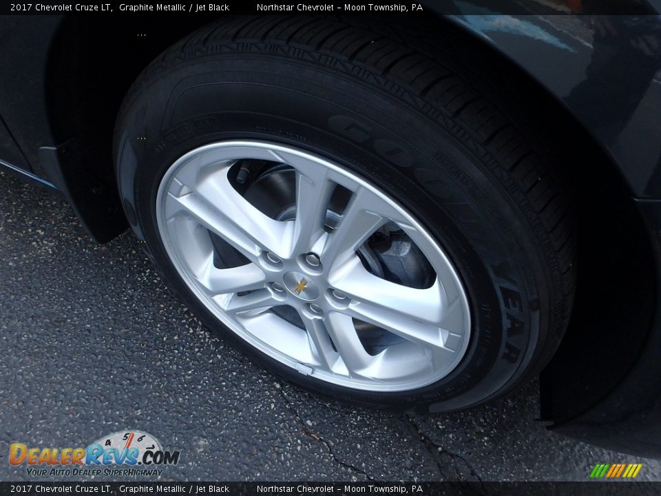 2017 Chevrolet Cruze LT Graphite Metallic / Jet Black Photo #14