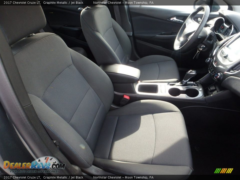 2017 Chevrolet Cruze LT Graphite Metallic / Jet Black Photo #15