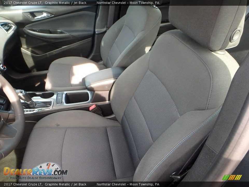 2017 Chevrolet Cruze LT Graphite Metallic / Jet Black Photo #20