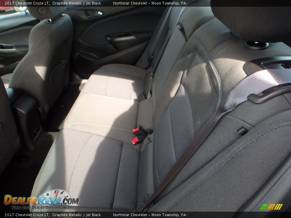 2017 Chevrolet Cruze LT Graphite Metallic / Jet Black Photo #21