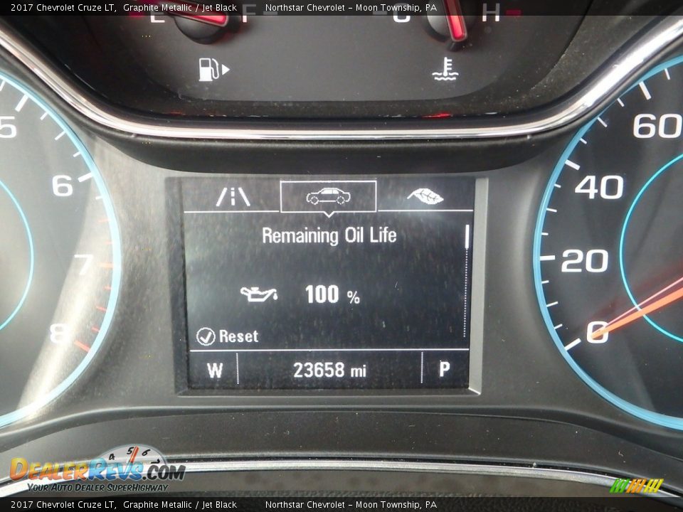 2017 Chevrolet Cruze LT Graphite Metallic / Jet Black Photo #29