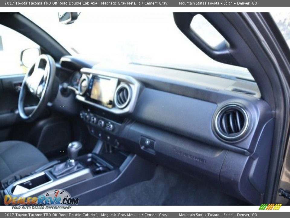 2017 Toyota Tacoma TRD Off Road Double Cab 4x4 Magnetic Gray Metallic / Cement Gray Photo #16