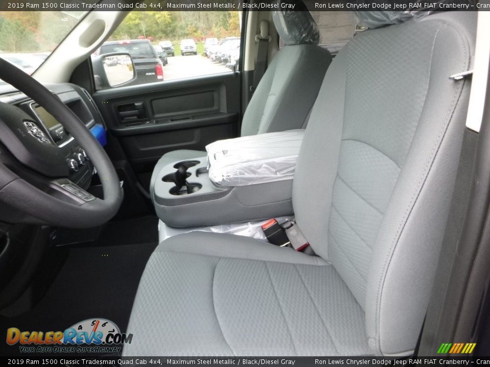 2019 Ram 1500 Classic Tradesman Quad Cab 4x4 Maximum Steel Metallic / Black/Diesel Gray Photo #15