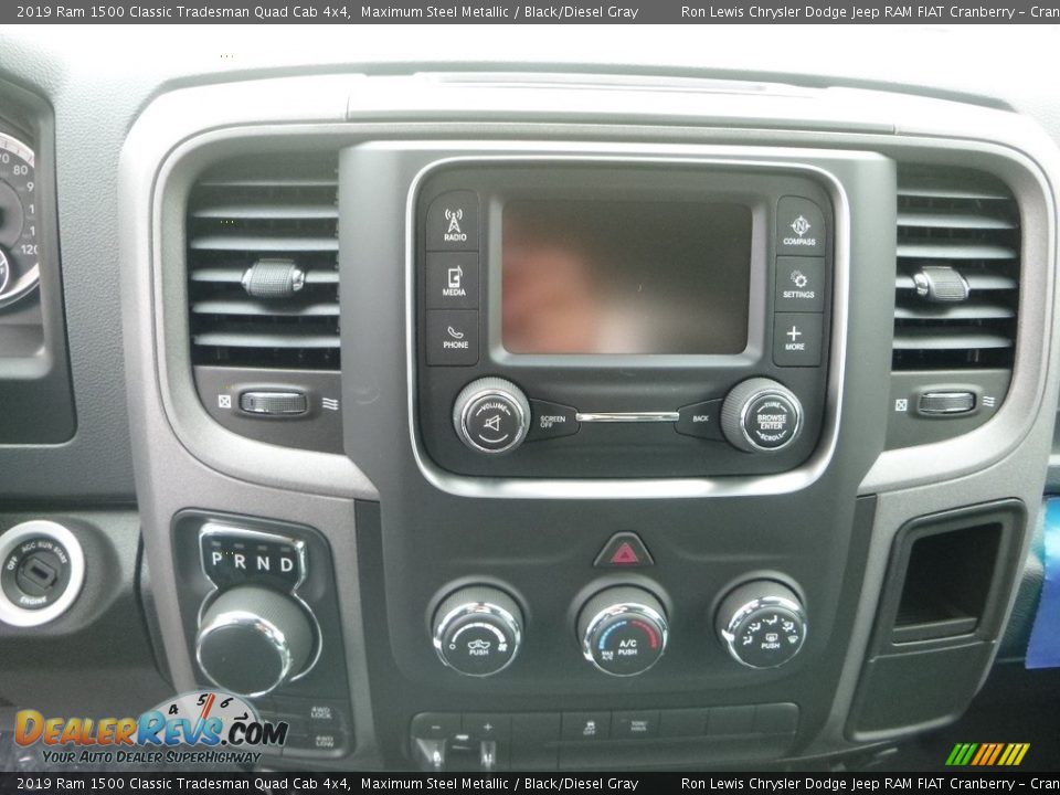 2019 Ram 1500 Classic Tradesman Quad Cab 4x4 Maximum Steel Metallic / Black/Diesel Gray Photo #18