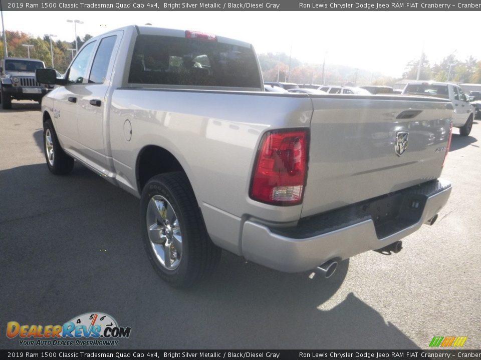 2019 Ram 1500 Classic Tradesman Quad Cab 4x4 Bright Silver Metallic / Black/Diesel Gray Photo #3