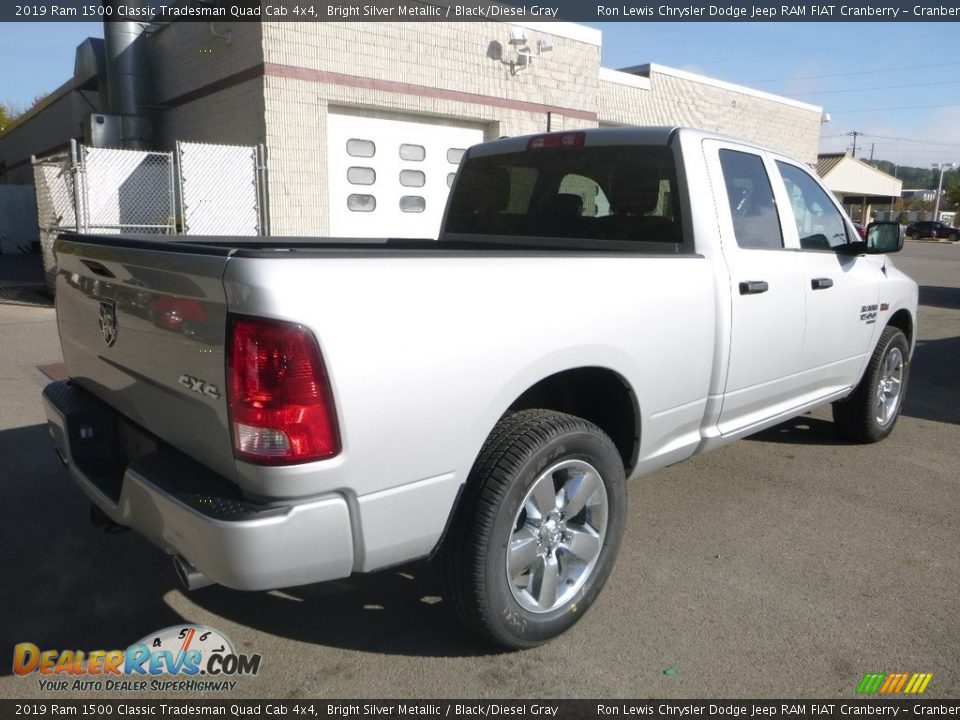 2019 Ram 1500 Classic Tradesman Quad Cab 4x4 Bright Silver Metallic / Black/Diesel Gray Photo #5