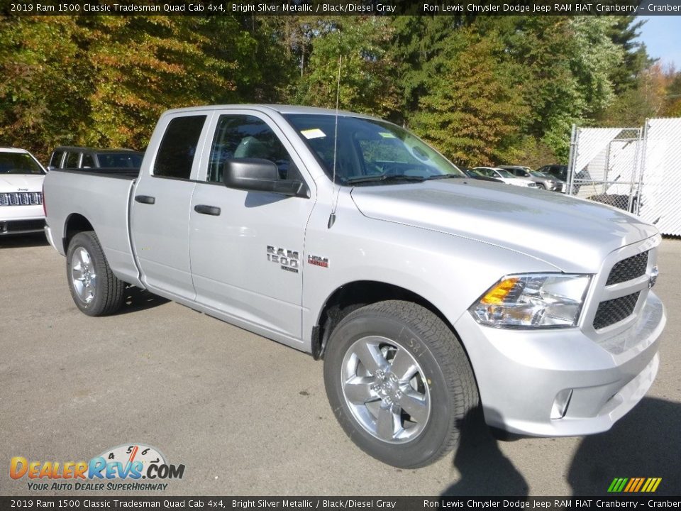 2019 Ram 1500 Classic Tradesman Quad Cab 4x4 Bright Silver Metallic / Black/Diesel Gray Photo #7