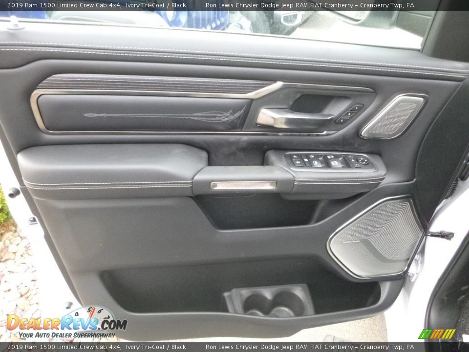 2019 Ram 1500 Limited Crew Cab 4x4 Ivory Tri–Coat / Black Photo #13