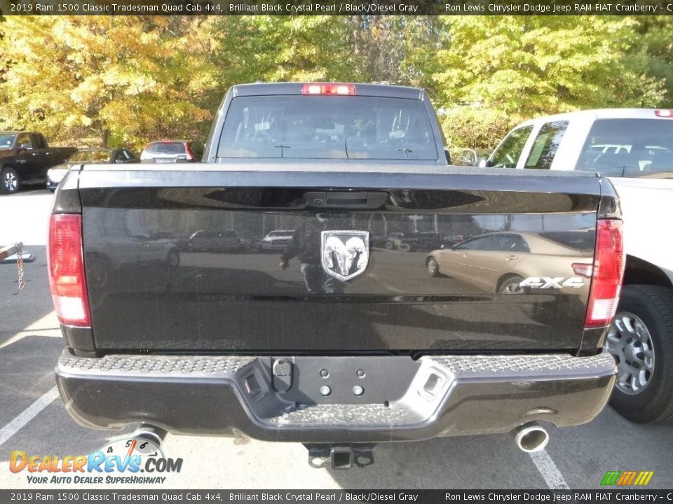 2019 Ram 1500 Classic Tradesman Quad Cab 4x4 Brilliant Black Crystal Pearl / Black/Diesel Gray Photo #4