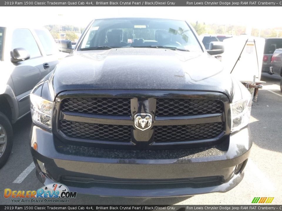 2019 Ram 1500 Classic Tradesman Quad Cab 4x4 Brilliant Black Crystal Pearl / Black/Diesel Gray Photo #7