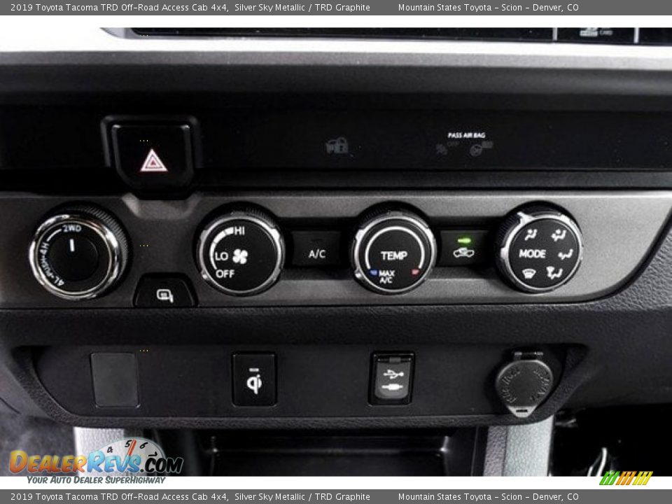Controls of 2019 Toyota Tacoma TRD Off-Road Access Cab 4x4 Photo #29