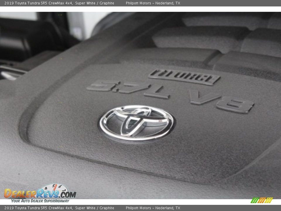 2019 Toyota Tundra SR5 CrewMax 4x4 Super White / Graphite Photo #34