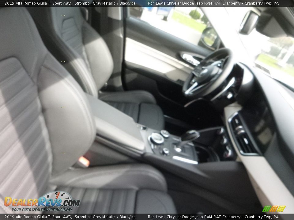 2019 Alfa Romeo Giulia Ti Sport AWD Stromboli Gray Metallic / Black/Ice Photo #15
