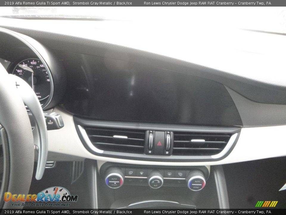 2019 Alfa Romeo Giulia Ti Sport AWD Stromboli Gray Metallic / Black/Ice Photo #25