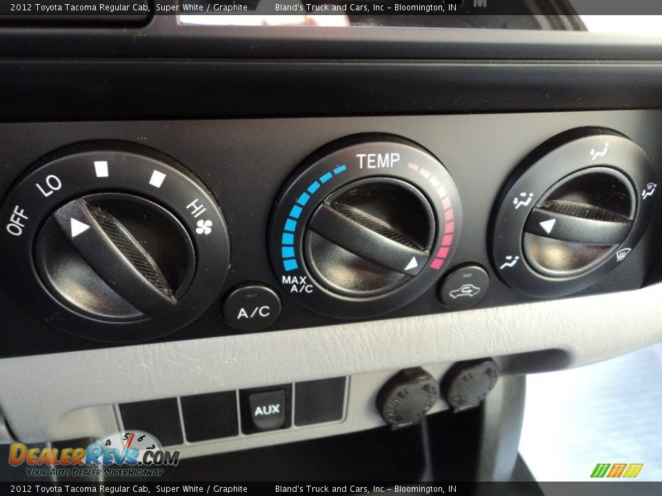 2012 Toyota Tacoma Regular Cab Super White / Graphite Photo #13
