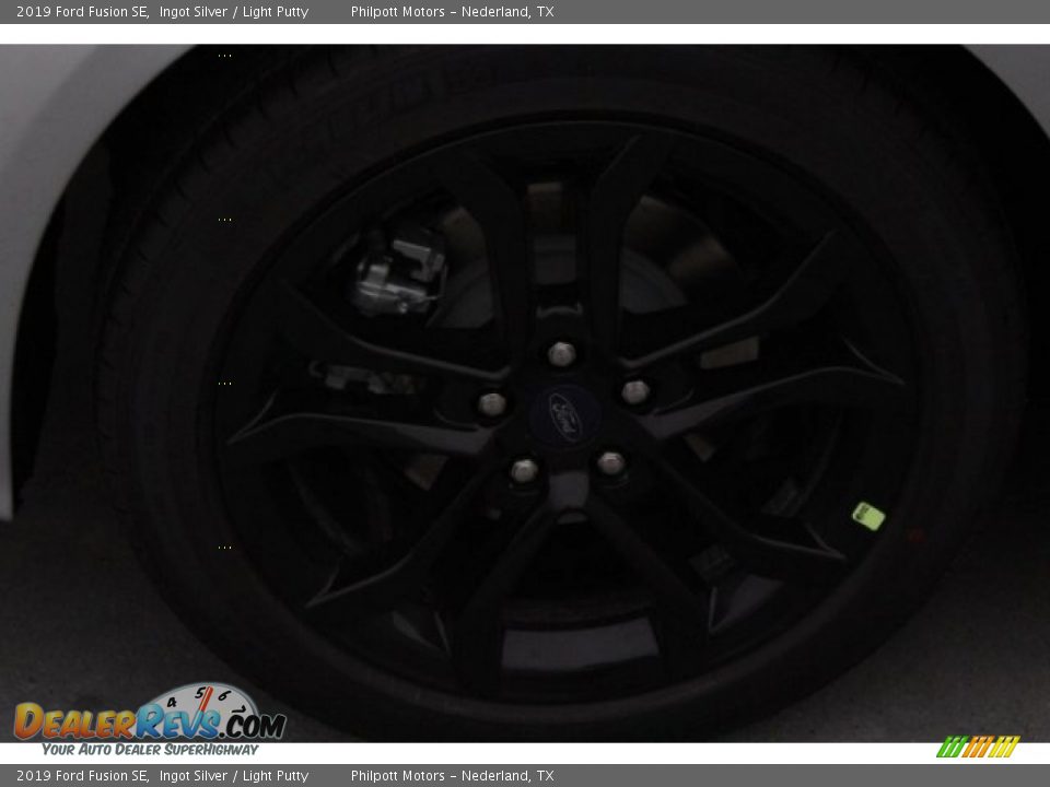 2019 Ford Fusion SE Ingot Silver / Light Putty Photo #10