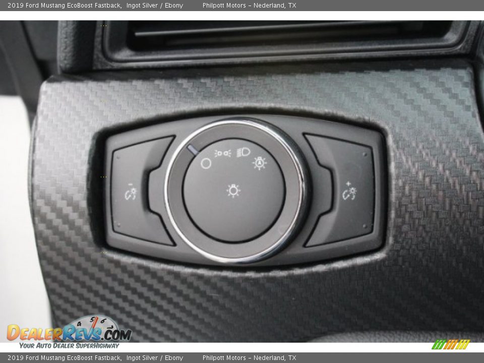 2019 Ford Mustang EcoBoost Fastback Ingot Silver / Ebony Photo #24