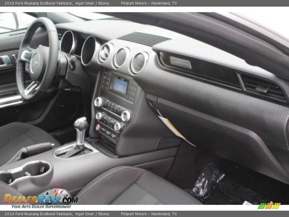 2019 Ford Mustang EcoBoost Fastback Ingot Silver / Ebony Photo #27