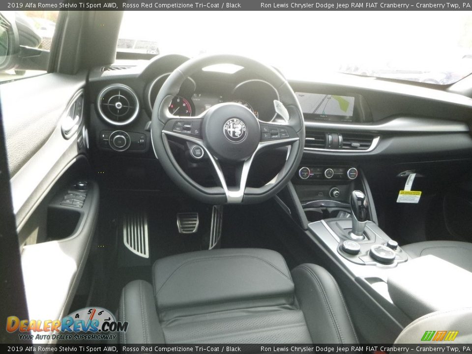 Dashboard of 2019 Alfa Romeo Stelvio Ti Sport AWD Photo #18