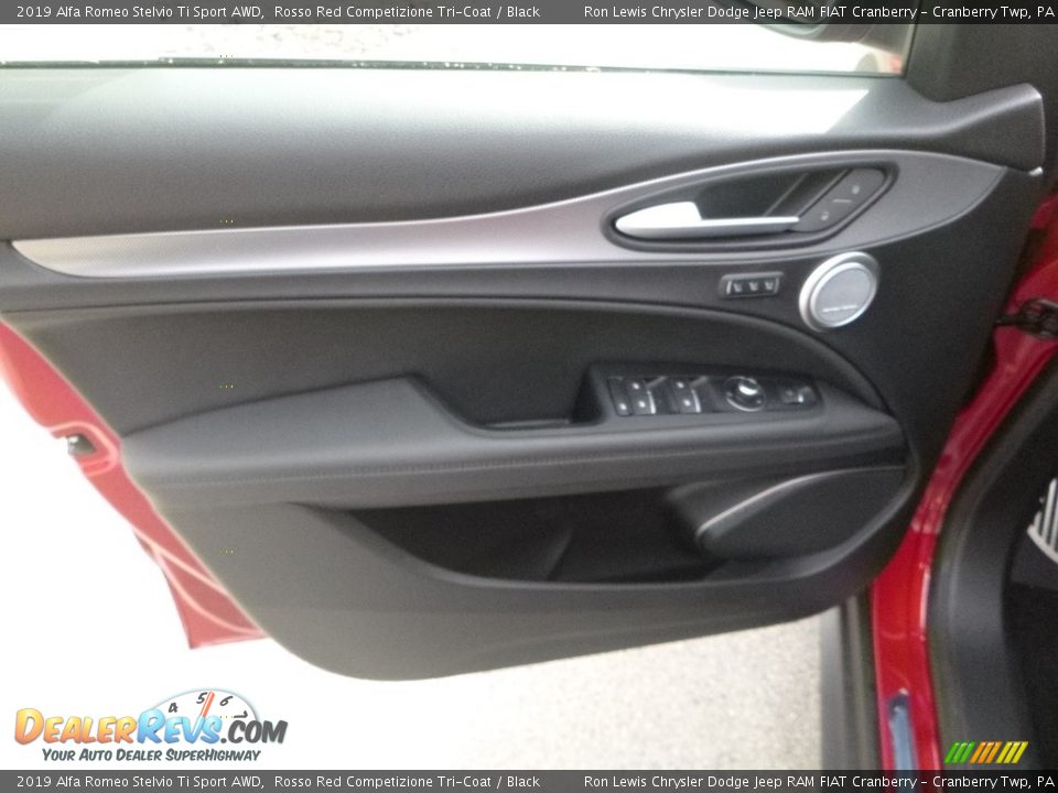 Door Panel of 2019 Alfa Romeo Stelvio Ti Sport AWD Photo #20
