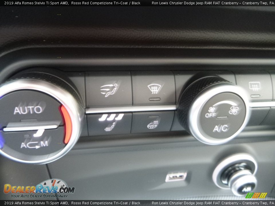 2019 Alfa Romeo Stelvio Ti Sport AWD Rosso Red Competizione Tri-Coat / Black Photo #29