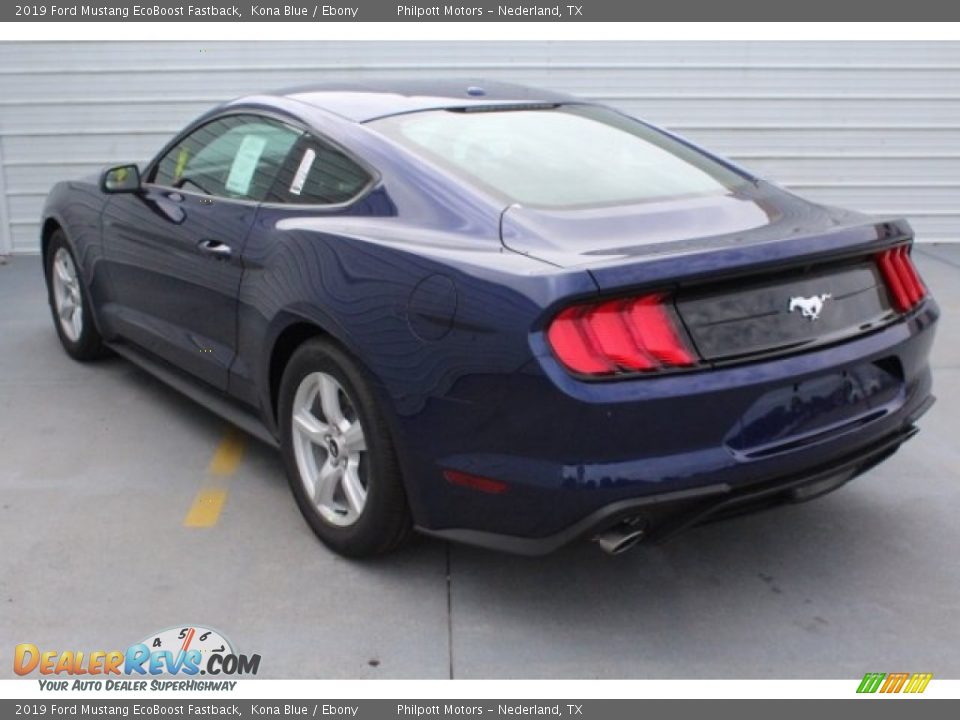 2019 Ford Mustang EcoBoost Fastback Kona Blue / Ebony Photo #7