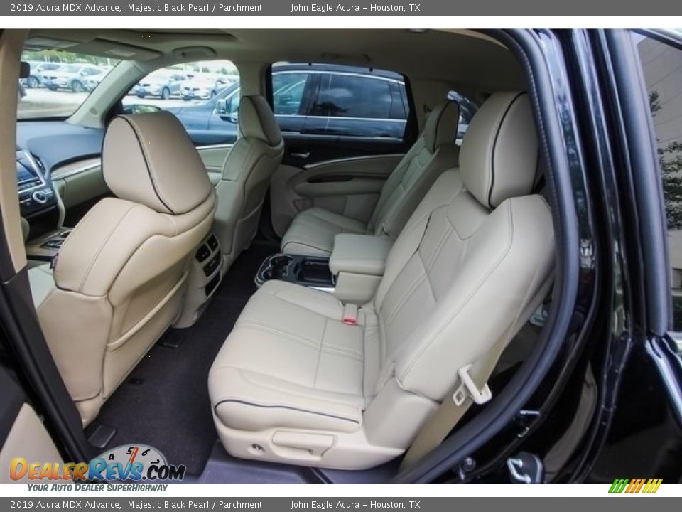 Rear Seat of 2019 Acura MDX Advance Photo #21