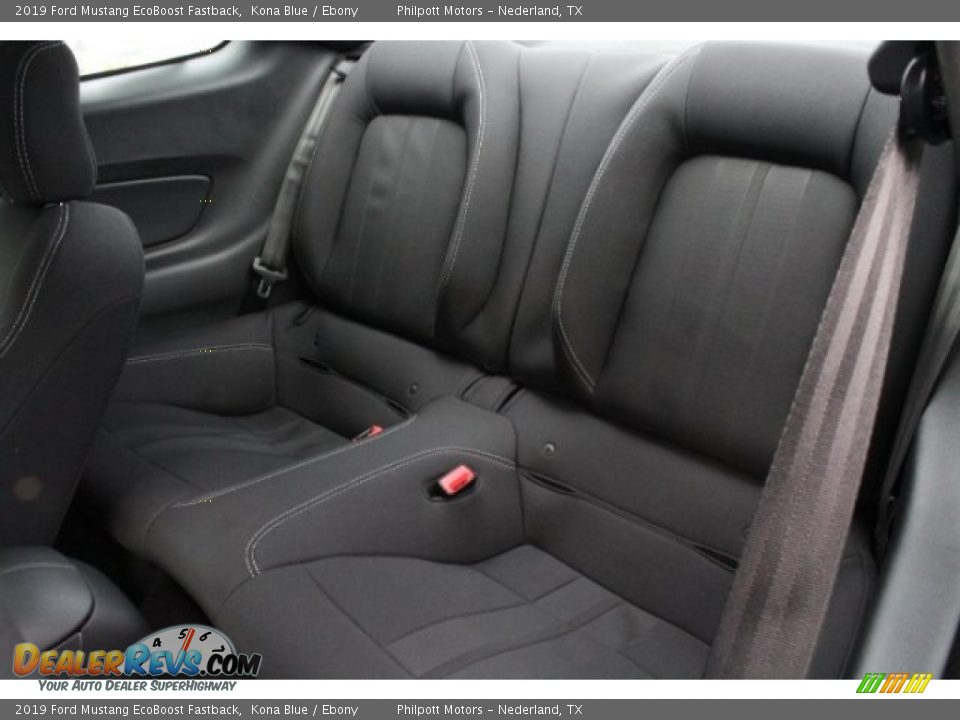 2019 Ford Mustang EcoBoost Fastback Kona Blue / Ebony Photo #16