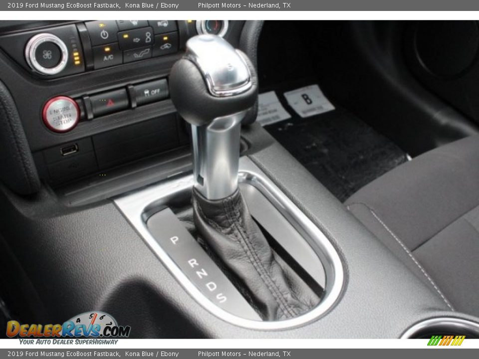 2019 Ford Mustang EcoBoost Fastback Kona Blue / Ebony Photo #19