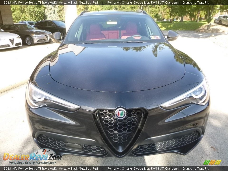 2019 Alfa Romeo Stelvio Ti Sport AWD Volcano Black Metallic / Red Photo #13