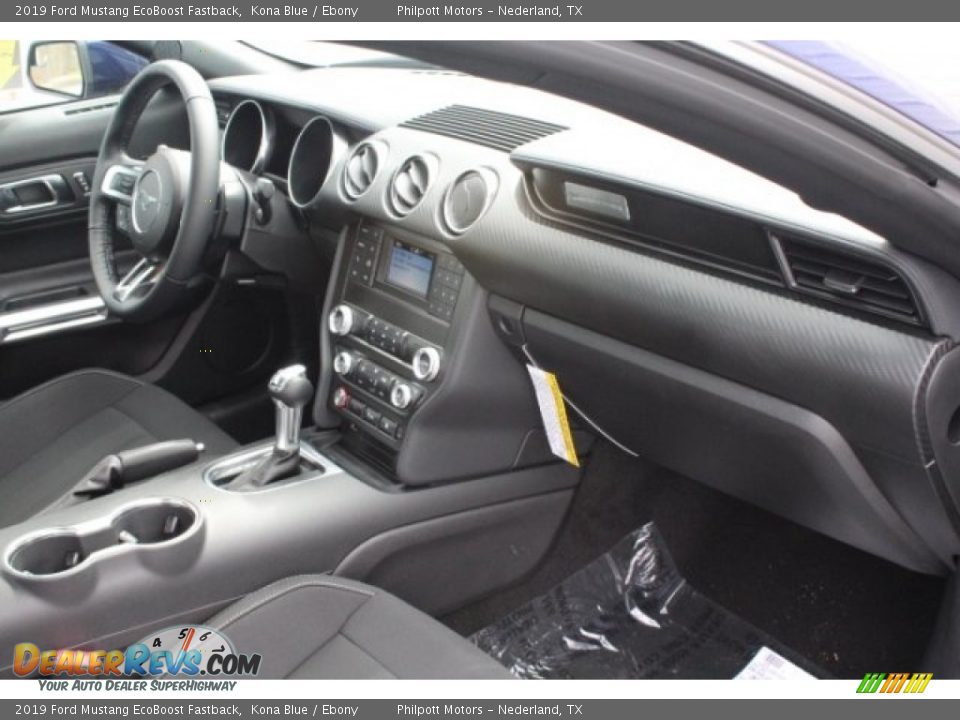 2019 Ford Mustang EcoBoost Fastback Kona Blue / Ebony Photo #27