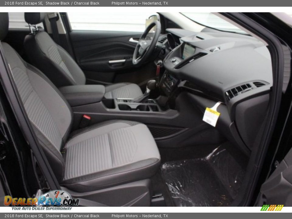 2018 Ford Escape SE Shadow Black / Charcoal Black Photo #32
