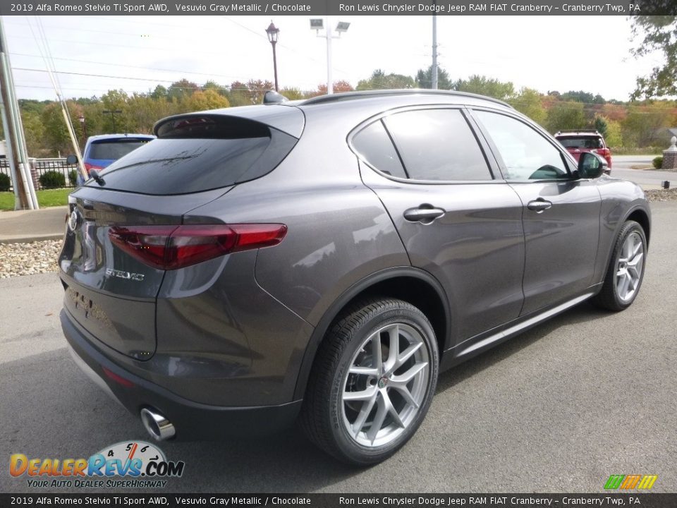 2019 Alfa Romeo Stelvio Ti Sport AWD Vesuvio Gray Metallic / Chocolate Photo #9