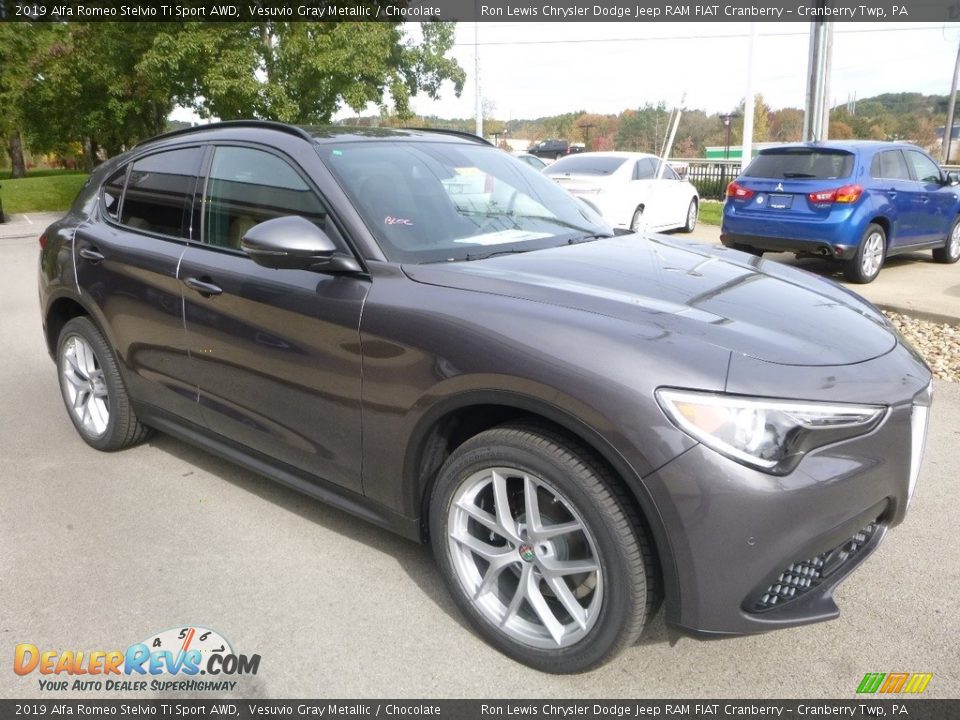 Vesuvio Gray Metallic 2019 Alfa Romeo Stelvio Ti Sport AWD Photo #11