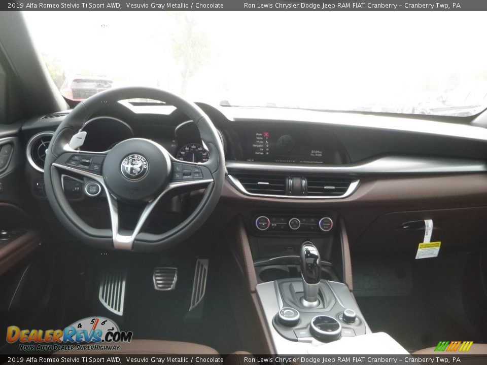 2019 Alfa Romeo Stelvio Ti Sport AWD Vesuvio Gray Metallic / Chocolate Photo #19