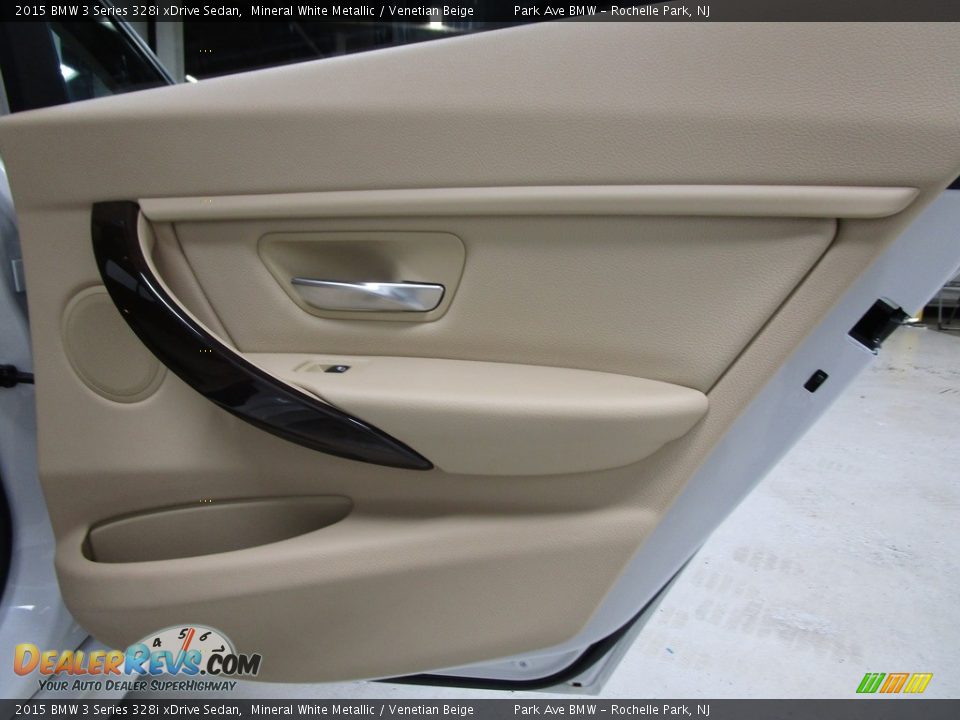 2015 BMW 3 Series 328i xDrive Sedan Mineral White Metallic / Venetian Beige Photo #16