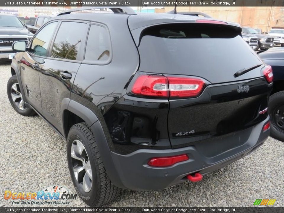 2018 Jeep Cherokee Trailhawk 4x4 Diamond Black Crystal Pearl / Black Photo #12