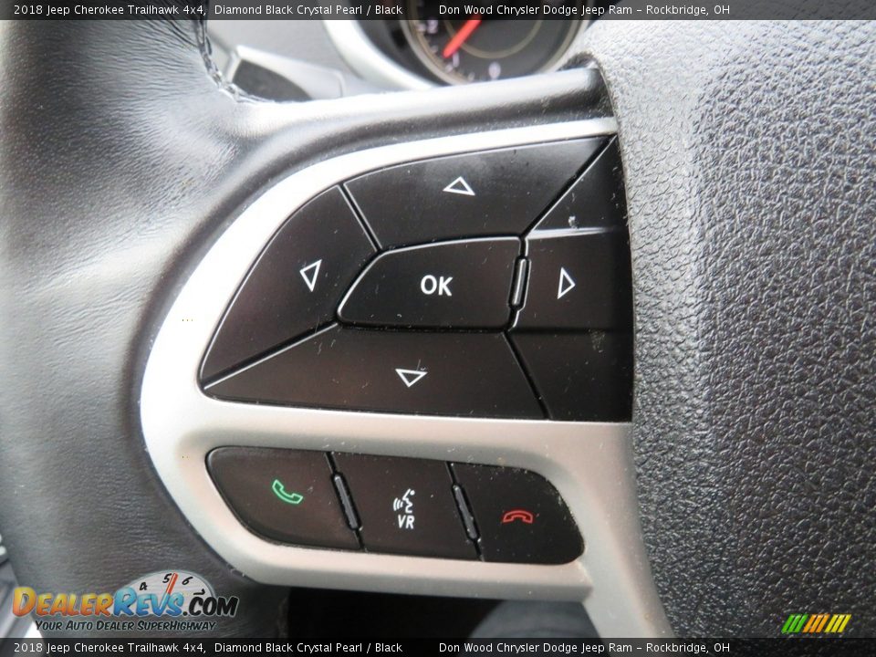 2018 Jeep Cherokee Trailhawk 4x4 Diamond Black Crystal Pearl / Black Photo #36