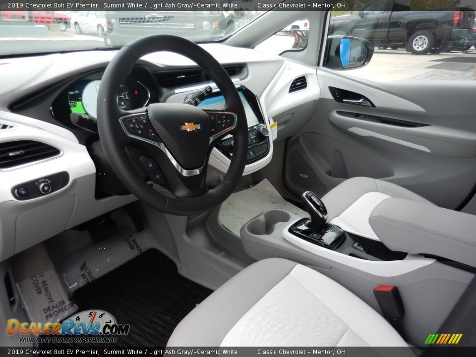 Light Ash Gray/­Ceramic White Interior - 2019 Chevrolet Bolt EV Premier Photo #7