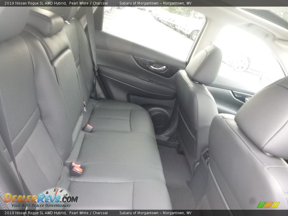 2019 Nissan Rogue SL AWD Hybrid Pearl White / Charcoal Photo #13
