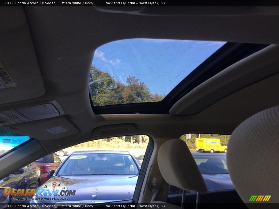 2012 Honda Accord EX Sedan Taffeta White / Ivory Photo #11
