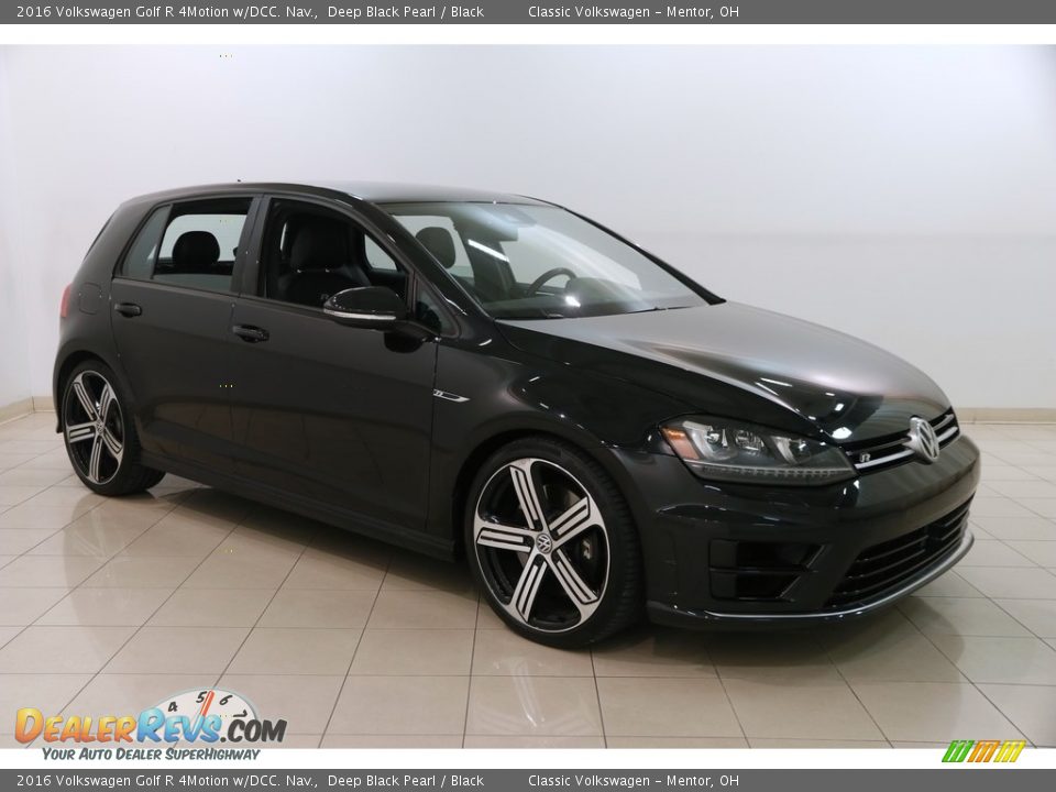 2016 Volkswagen Golf R 4Motion w/DCC. Nav. Deep Black Pearl / Black Photo #1
