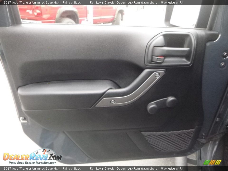2017 Jeep Wrangler Unlimited Sport 4x4 Rhino / Black Photo #14