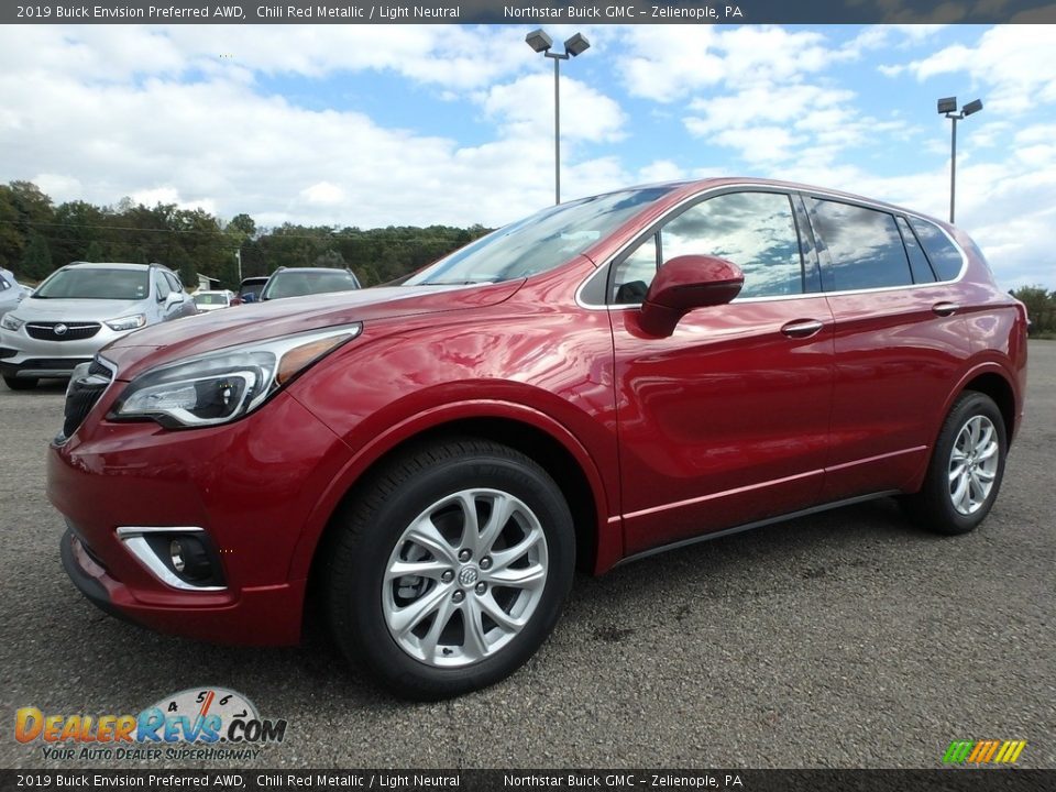 Front 3/4 View of 2019 Buick Envision Preferred AWD Photo #1