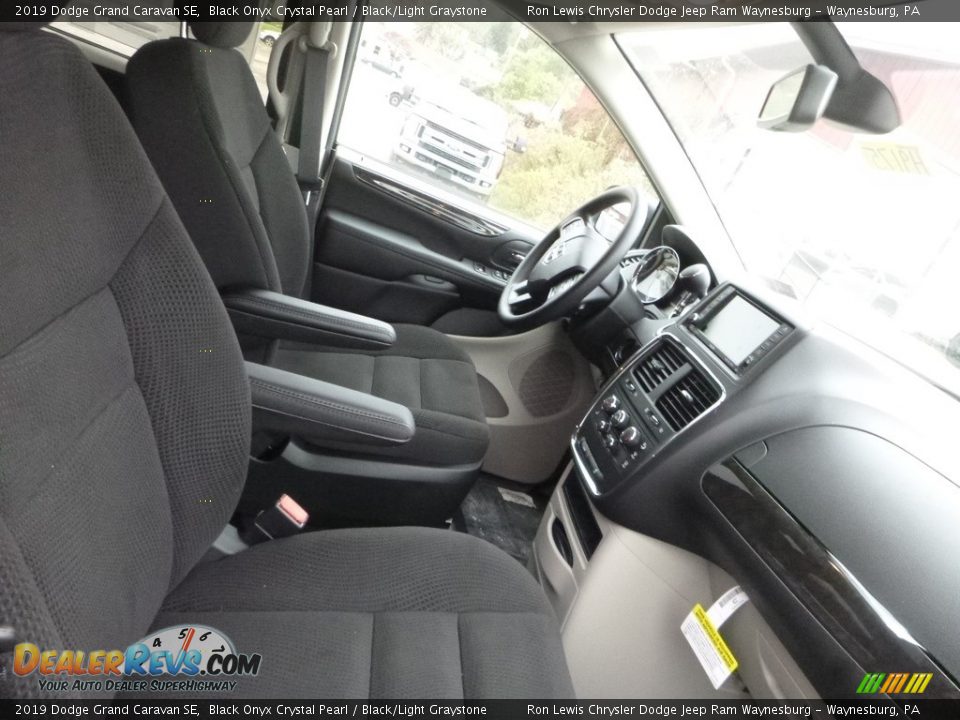 2019 Dodge Grand Caravan SE Black Onyx Crystal Pearl / Black/Light Graystone Photo #9