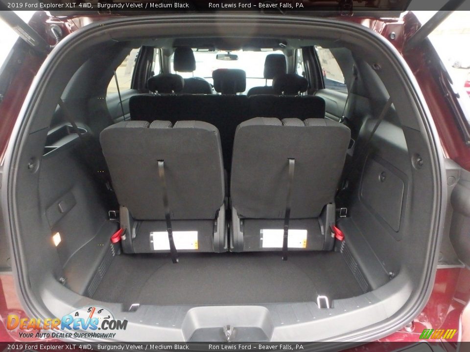 2019 Ford Explorer XLT 4WD Trunk Photo #4